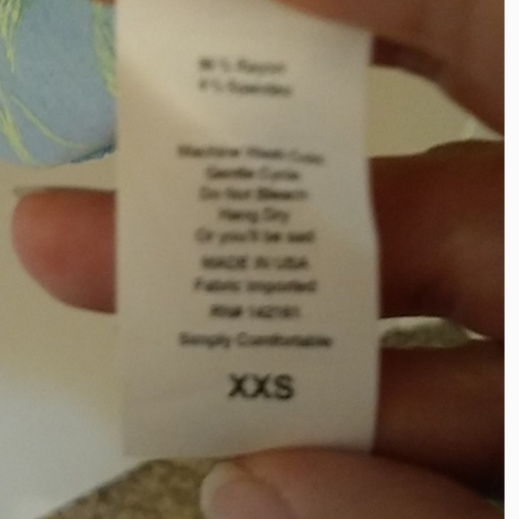 Lularoe Irma bird print shirt-green & blue - Picture 4 of 5